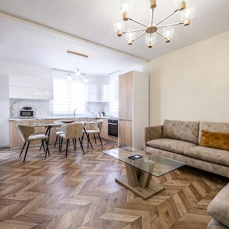 Miku Apartments-Luxury City View At Wilson Square Tirana Zewnętrze zdjęcie