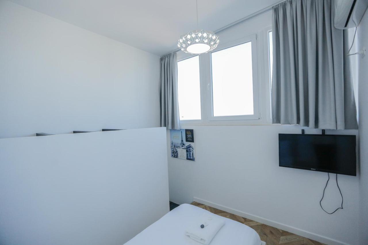 Miku Apartments-Luxury City View At Wilson Square Tirana Zewnętrze zdjęcie