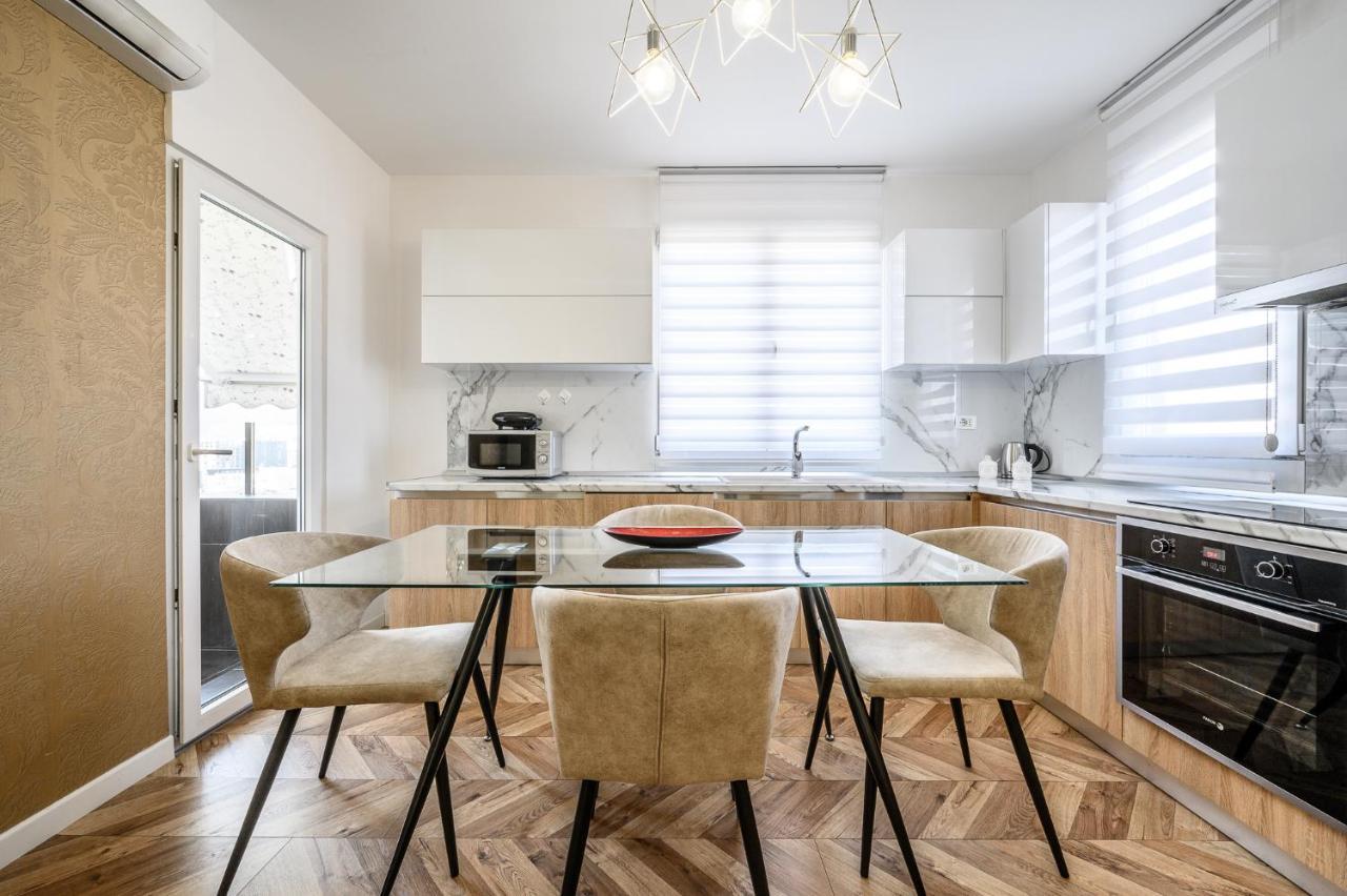 Miku Apartments-Luxury City View At Wilson Square Tirana Zewnętrze zdjęcie
