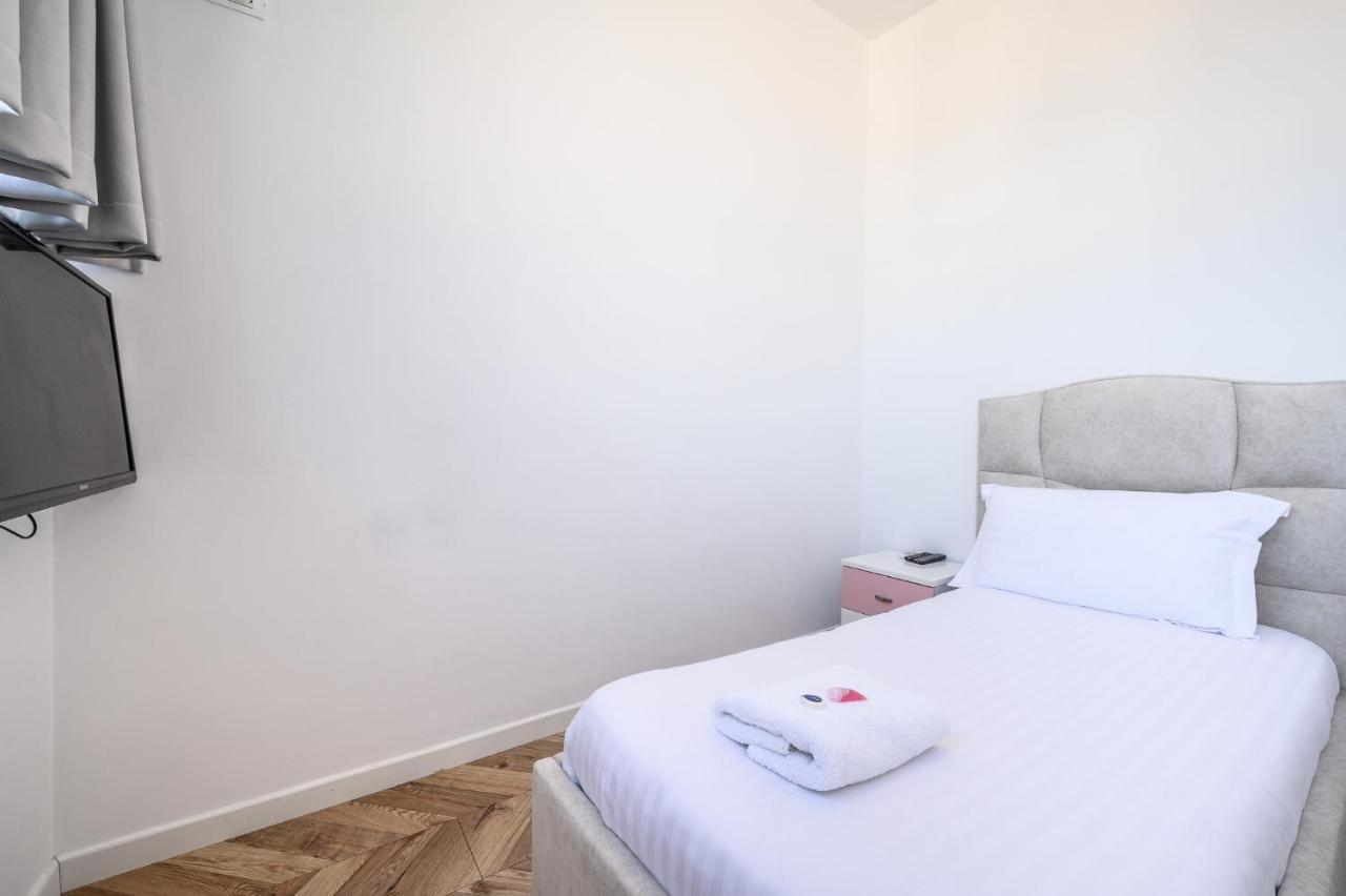 Miku Apartments-Luxury City View At Wilson Square Tirana Zewnętrze zdjęcie
