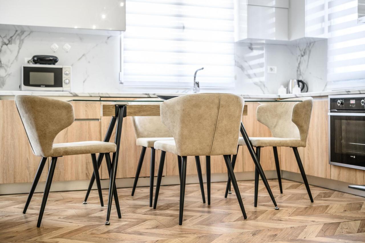 Miku Apartments-Luxury City View At Wilson Square Tirana Zewnętrze zdjęcie